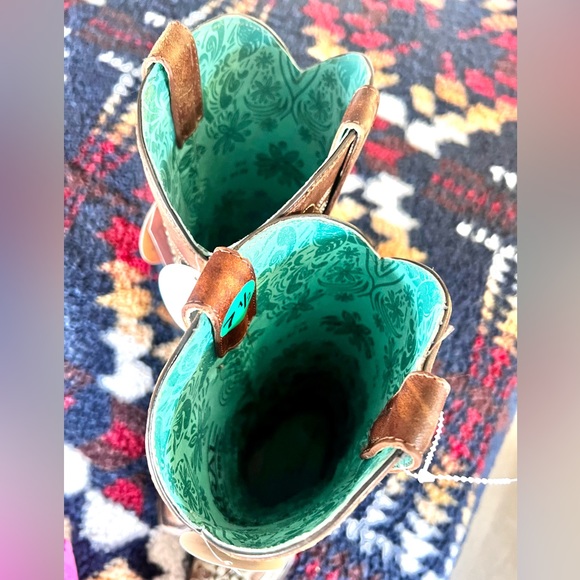 CORRAL WOMEN'S BROWN STUDDED OVERLAY WESTERN BOOTS - SNIP TOE - Picture 11 of 12